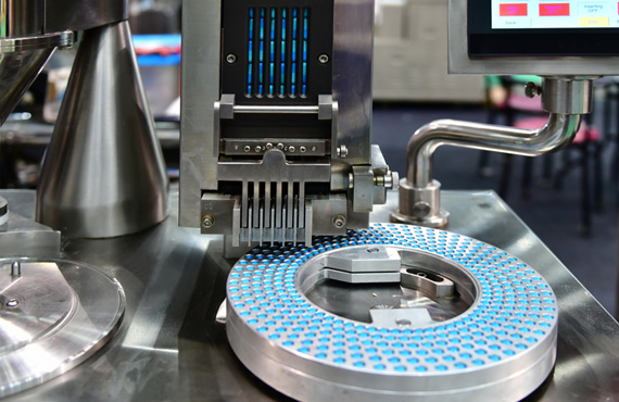 Gain more flexibility, better throughput, and right first time product quality with our innovative digital manufacturing solutions.